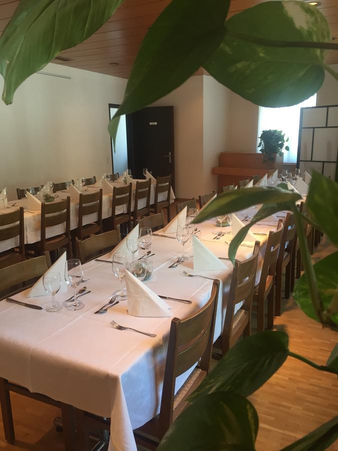 Hotel & Restaurant Stadthof Glarus Esterno foto